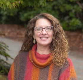 Stephanie McMullen, LCSW (she/her)